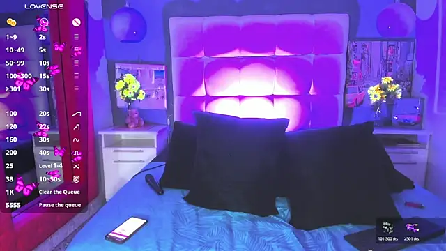 cinthya walker1 online show from March 18, 2026, 1:57 pm