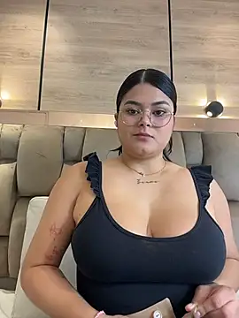 im mou  online show from February 2, 2026, 12:59 pm