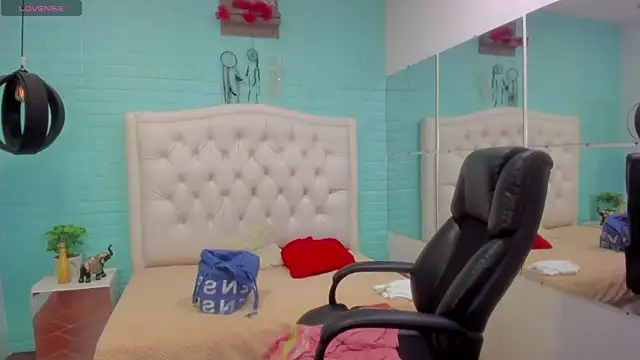 Snapshot of tracycum chatting on March 22, 2025, 7:09 pm tracycum online show from March 22, 2025, 7:09 pm