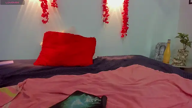 Snapshot of tracycum chatting on March 15, 2025, 11:28 pm tracycum online show from March 15, 2025, 11:28 pm