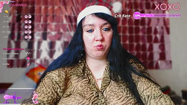 Snapshot of LeonaHarrison chatting on December 18, 2025, 9:47 am LeonaHarrison online show from December 18, 2025, 9:47 am