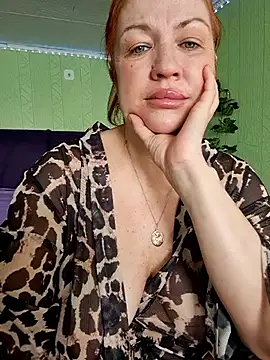 KiraXTender online show from February 5, 2026, 3:46 am