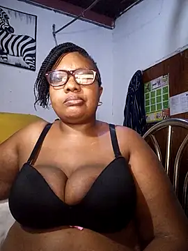 YELLOW BONE online show from February 22, 2026, 8:21 pm