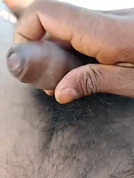 Snapshot of Nishu12356g chatting on September 22, 2025, 9:37 am Nishu12356g online show from September 22, 2025, 9:37 am