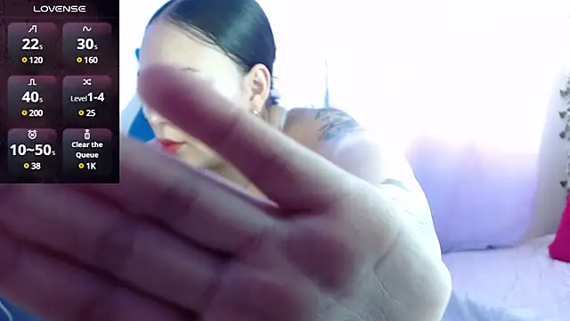 Pamelalancastersian online show from January 17, 2025, 8:11 pm