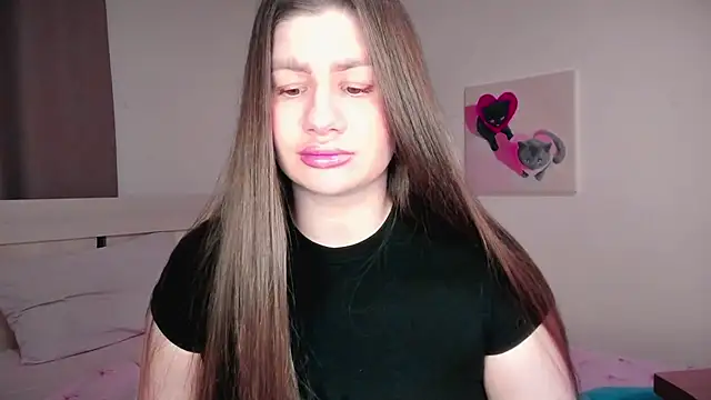 JuicyHelenX online show from April 5, 2026, 1:07 pm