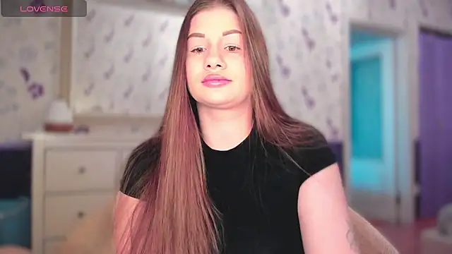 Snapshot of JuicyHelenX chatting on October 5, 2025, 1:24 pm JuicyHelenX online show from October 5, 2025, 1:24 pm