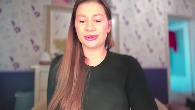 Snapshot of JuicyHelenX chatting on September 24, 2025, 11:06 am JuicyHelenX online show from September 24, 2025, 11:06 am