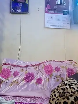 Slender-simple1 online show from October 28, 2025, 4:28 pm