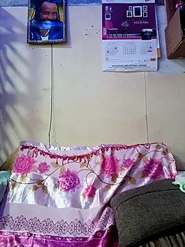 Slender-simple1 online show from November 21, 2025, 11:20 am