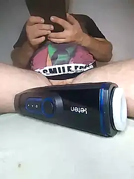 Snapshot of Bury0117 chatting on November 24, 2025, 8:42 pm Bury0117 online show from November 24, 2025, 8:42 pm