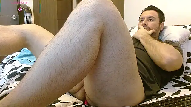 Snapshot of rodrher81 chatting on November 22, 2025, 11:31 am rodrher81 online show from November 22, 2025, 11:31 am