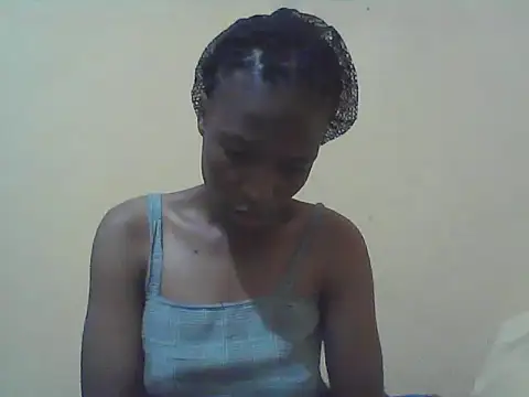 Smillie prety online show from November 7, 2025, 3:22 am