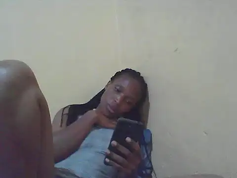 Smillie prety online show from October 30, 2025, 3:53 pm