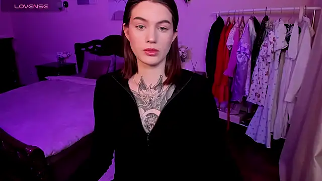 NikkieKatty online show from February 22, 2025, 5:13 pm