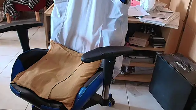 Snapshot of angelgarcia269 chatting on November 20, 2025, 11:55 am angelgarcia269 online show from November 20, 2025, 11:55 am