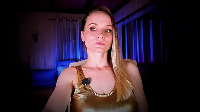 Snapshot of Louise-dance chatting on December 26, 2024, 3:06 am Louise-dance online show from December 26, 2024, 3:06 am