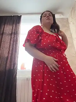 Snapshot of Taisia_W chatting on February 24, 2026, 6:36 am Taisia W online show from February 24, 2026, 6:36 am