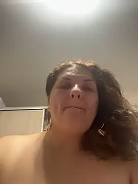 Snapshot of Taisia_W chatting on January 12, 2026, 6:53 am Taisia W online show from January 12, 2026, 6:53 am