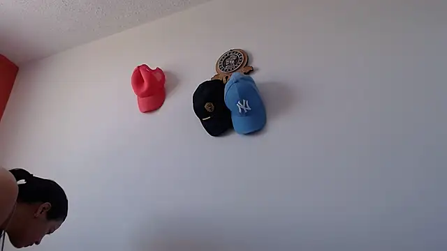 lady hot2xx online show from January 18, 2026, 4:54 pm