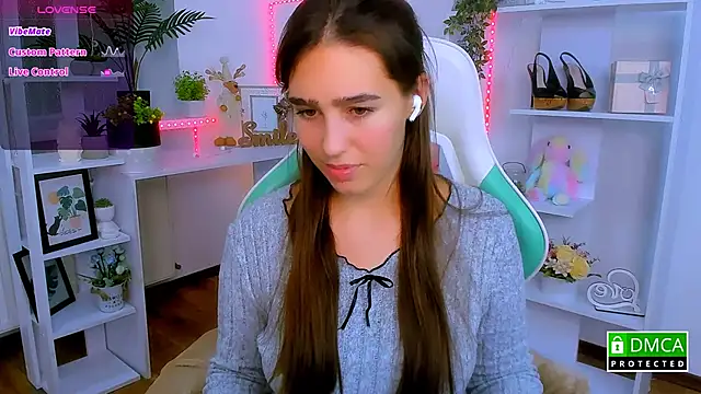 Snapshot of _Eliizabeth_ chatting on December 2, 2025, 10:33 pm Eliizabeth online show from December 2, 2025, 10:33 pm