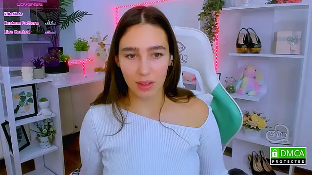 Snapshot of _Eliizabeth_ chatting on December 16, 2025, 10:14 pm Eliizabeth online show from December 16, 2025, 10:14 pm