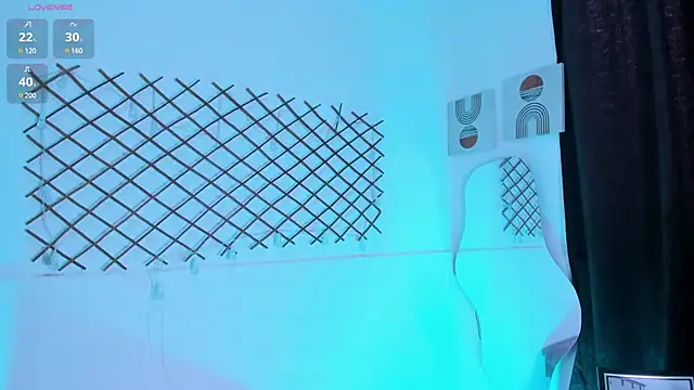 emma woods  online show from February 10, 2025, 1:55 pm