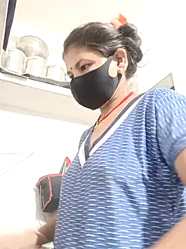 Riyaa-Devi online show from December 19, 2024, 3:51 am