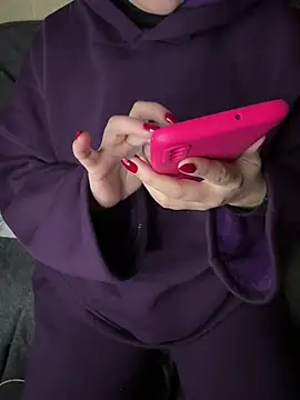 Snapshot of Mayoosh6 chatting on February 16, 2025, 5:15 am Mayoosh6 online show from February 16, 2025, 5:15 am