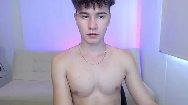 adrian morelly online show from June 18, 2026, 6:57 pm