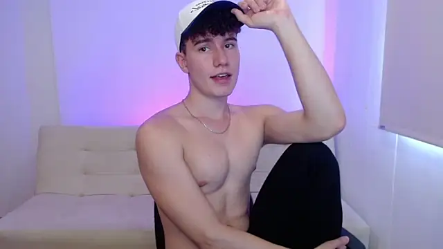 adrian morelly online show from April 17, 2026, 8:11 pm