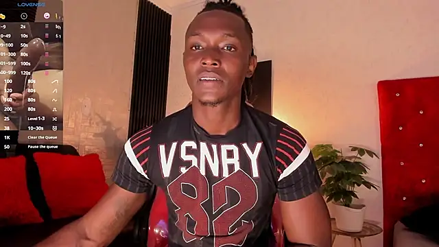 Snapshot of DannSmmith chatting on March 17, 2025, 2:23 pm DannSmmith online show from March 17, 2025, 2:23 pm