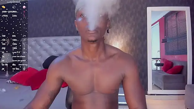 Snapshot of DannSmmith chatting on November 7, 2025, 1:04 pm DannSmmith online show from November 7, 2025, 1:04 pm