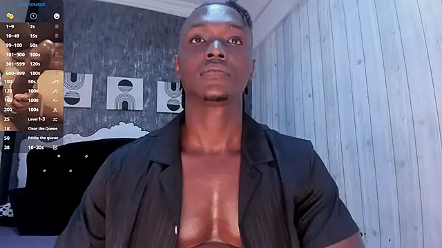 Snapshot of DannSmmith chatting on November 13, 2025, 2:54 pm DannSmmith online show from November 13, 2025, 2:54 pm