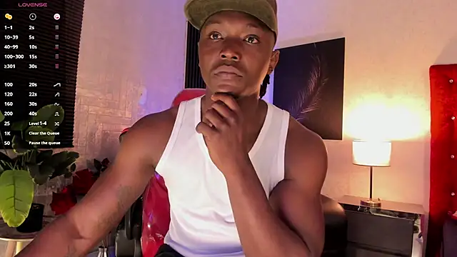 Snapshot of DannSmmith chatting on November 23, 2025, 9:19 am DannSmmith online show from November 23, 2025, 9:19 am