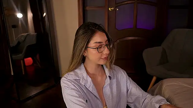 Snapshot of lua_ferch__ chatting on December 5, 2025, 12:37 pm lua ferch online show from December 5, 2025, 12:37 pm