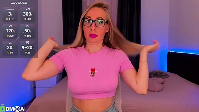 Snapshot of agent_polly chatting on July 4, 2026, 12:53 pm agent polly online show from July 4, 2026, 12:53 pm