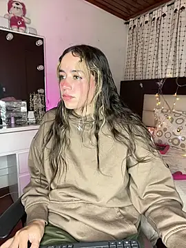 Snapshot of Natalia_Suarez chatting on March 7, 2025, 3:51 am Natalia Suarez online show from March 7, 2025, 3:51 am