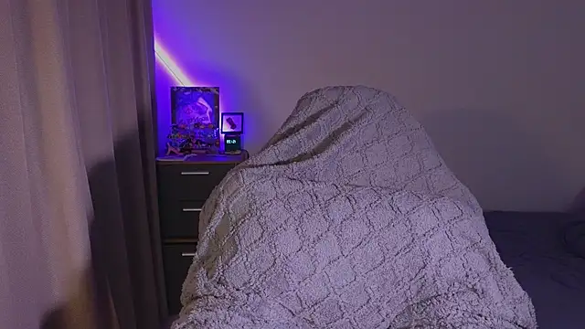 Snapshot of shey1i chatting on November 30, 2025, 12:39 pm shey1i online show from November 30, 2025, 12:39 pm