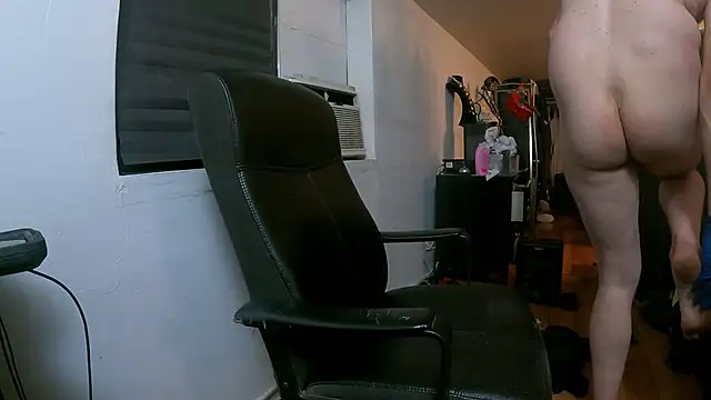 leanjamesdean online show from February 19, 2025, 2:23 am