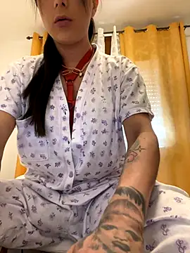 Snapshot of missdirtyhot_ chatting on October 9, 2025, 8:48 am missdirtyhot online show from October 9, 2025, 8:48 am