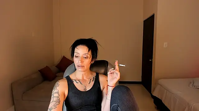 Kristen Garner online show from February 16, 2026, 8:40 pm