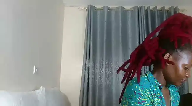 Snapshot of Elegant_Ebony chatting on February 16, 2025, 1:47 am Elegant Ebony online show from February 16, 2025, 1:47 am