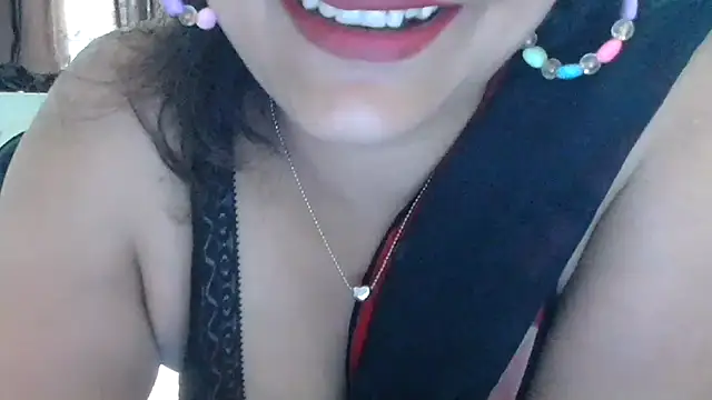 Snapshot of Maria_55 chatting on May 28, 2026, 8:11 am Maria 55 online show from May 28, 2026, 8:11 am