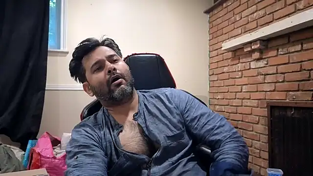 Snapshot of Sakhtlaundaz chatting on July 31, 2026, 12:26 pm Sakhtlaundaz online show from July 31, 2026, 12:26 pm