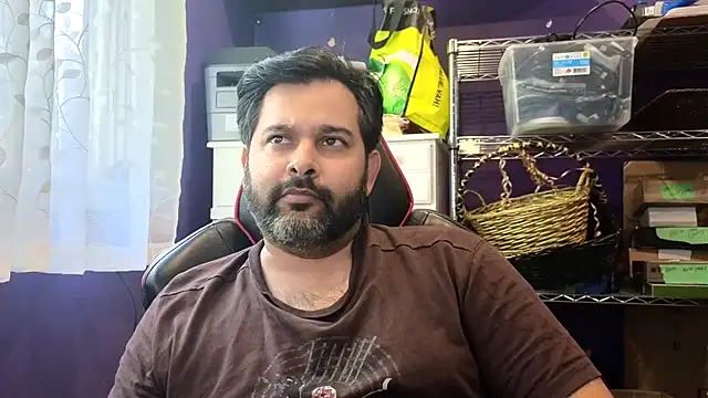 Snapshot of Sakhtlaundaz chatting on June 29, 2026, 2:39 pm Sakhtlaundaz online show from June 29, 2026, 2:39 pm
