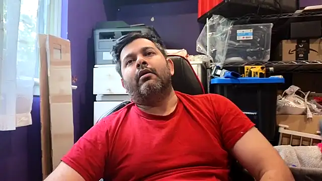 Snapshot of Sakhtlaundaz chatting on May 25, 2026, 12:48 pm Sakhtlaundaz online show from May 25, 2026, 12:48 pm