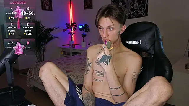 Snapshot of Tima_Lexikov_ chatting on January 5, 2025, 7:28 am Tima Lexikov online show from January 5, 2025, 7:28 am