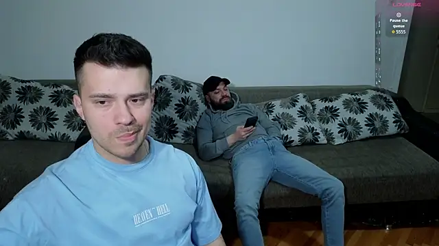 Snapshot of DoubleJake chatting on April 13, 2026, 6:01 pm DoubleJake online show from April 13, 2026, 6:01 pm