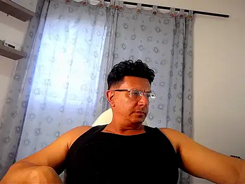 Snapshot of pedropicapi chatting on November 30, 2025, 7:14 pm pedropicapi online show from November 30, 2025, 7:14 pm